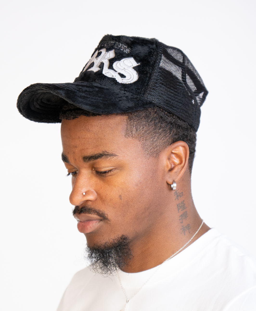 Kozy Hat Black